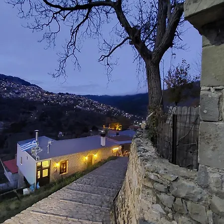 La Casa Varsani Anílion Esterno foto